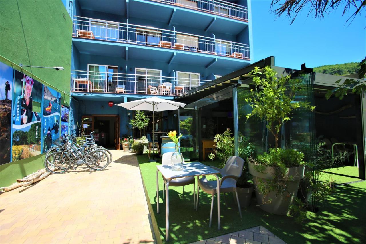 Pension Hostel Costa Brava Лестартит Екстериор снимка