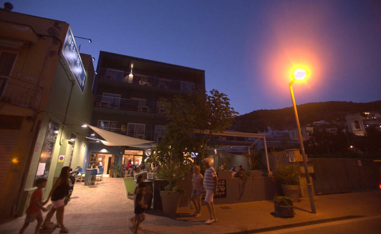 Pension Hostel Costa Brava Лестартит Екстериор снимка
