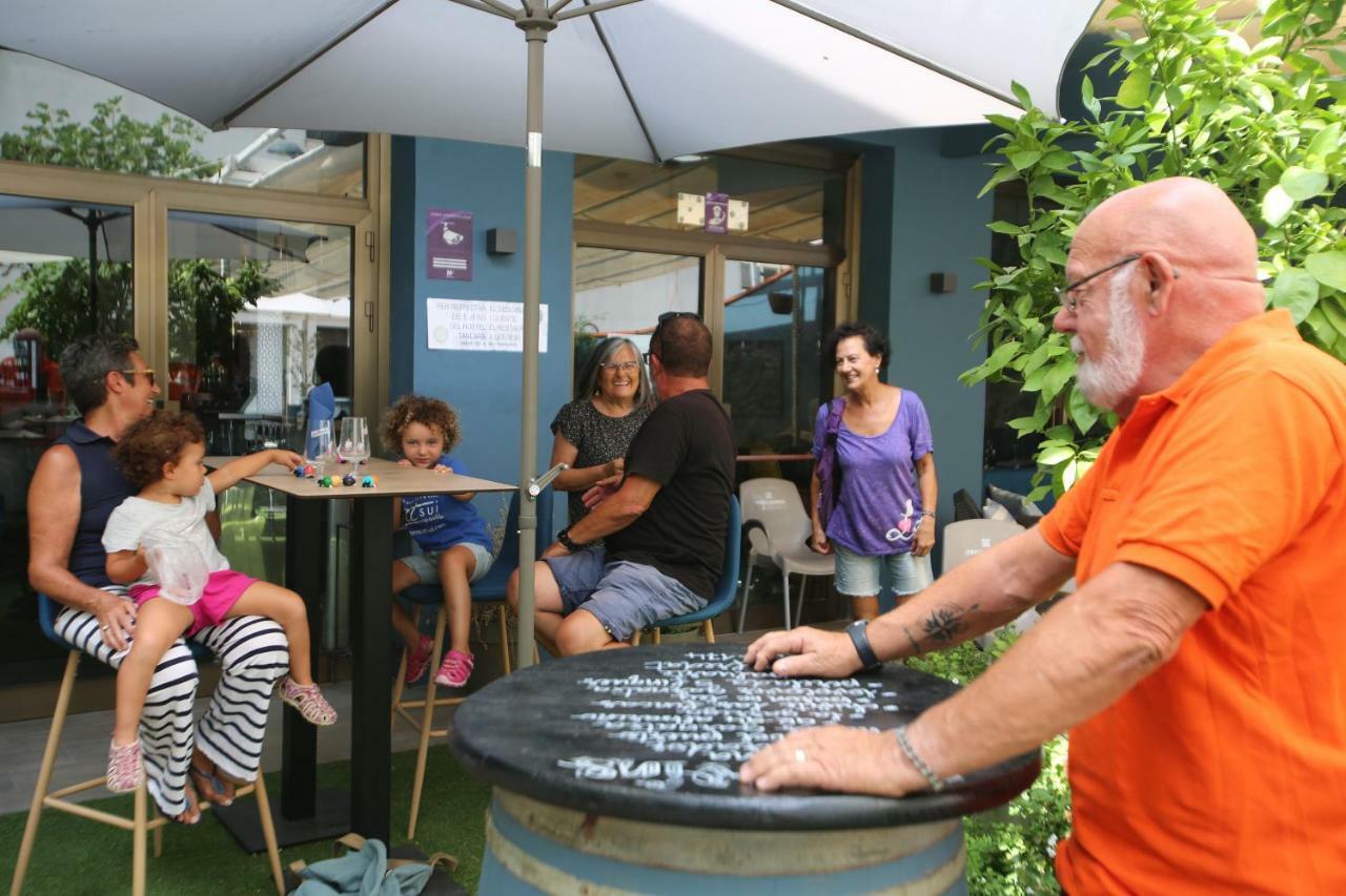 Pension Hostel Costa Brava Лестартит Екстериор снимка