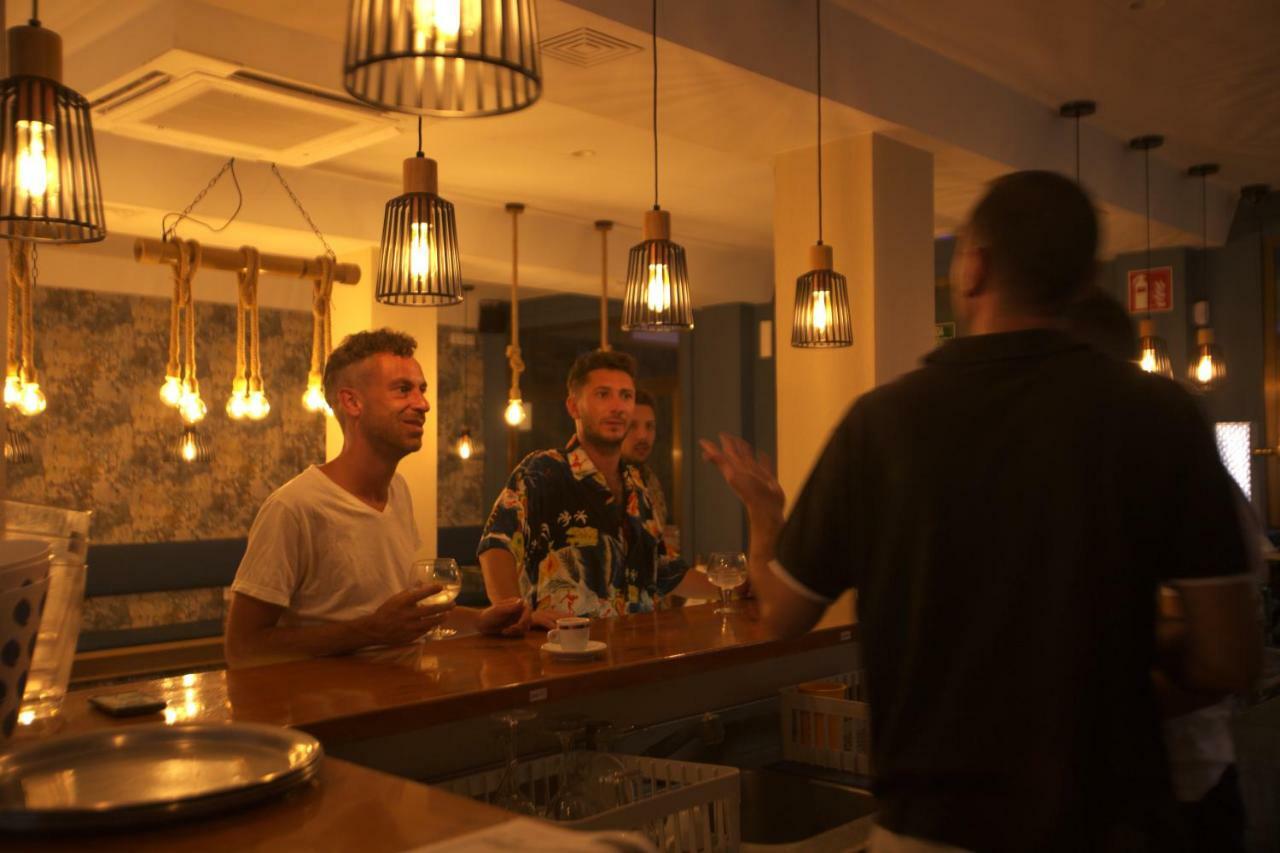 Pension Hostel Costa Brava Лестартит Екстериор снимка